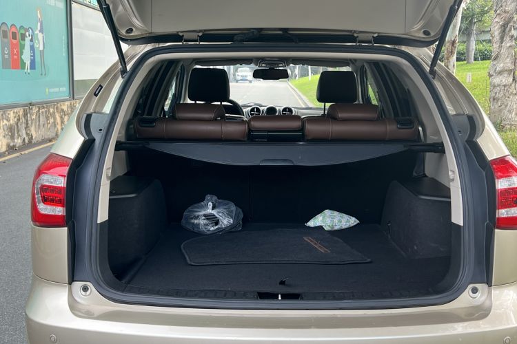 Used BYD Tang New Energy 2015 2.0T Four-Wheel-Drive Flagship Model