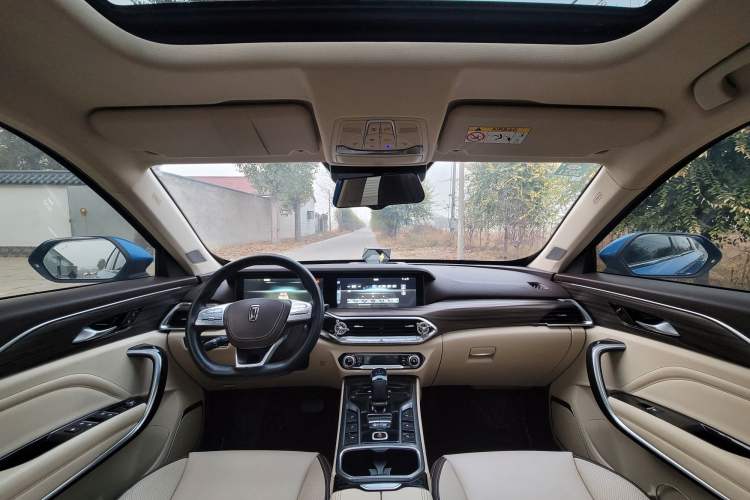 Used Bestune T77 2019 230 TID Automatic Prestige Version China V