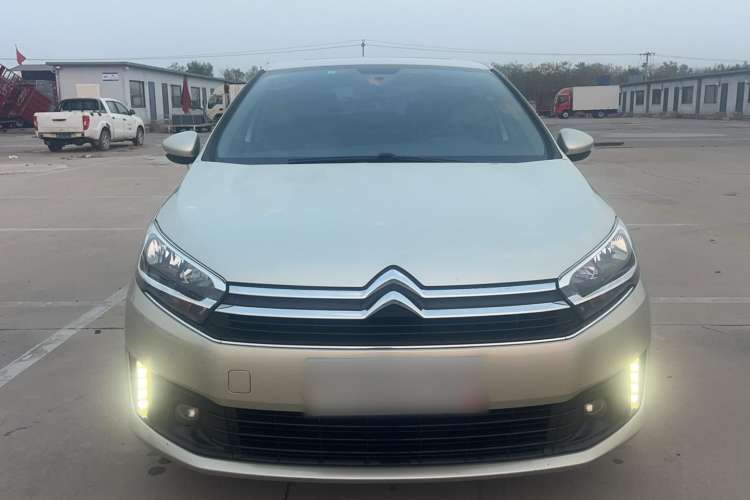 Used Citroen C4 Sega 2016 1.2THP Automatic Luxury Model Exterior 1
