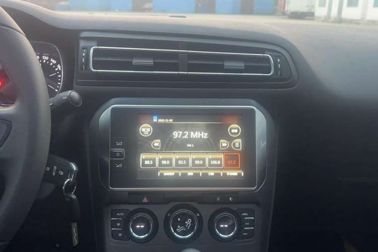 Used Citroen C4 Sega 2016 1.2THP Automatic Luxury Model Interior 5