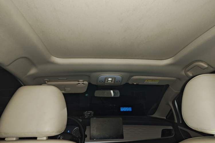 Used BYD Song MAX New Energy 2022 DM-i 105KM Flagship Model Headliner