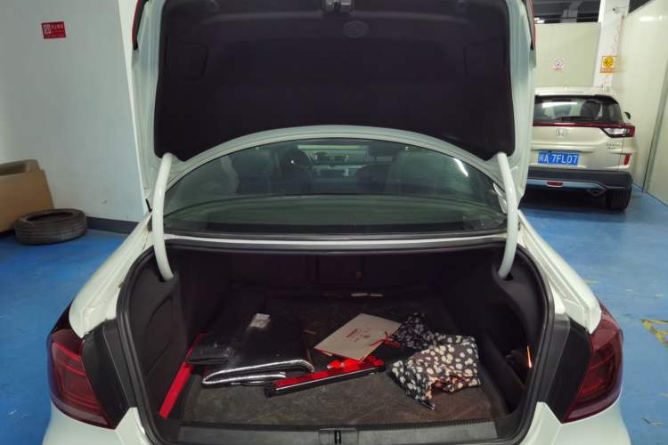 Used Volkswagen CC 2016 1.8TSI Luxury Model
