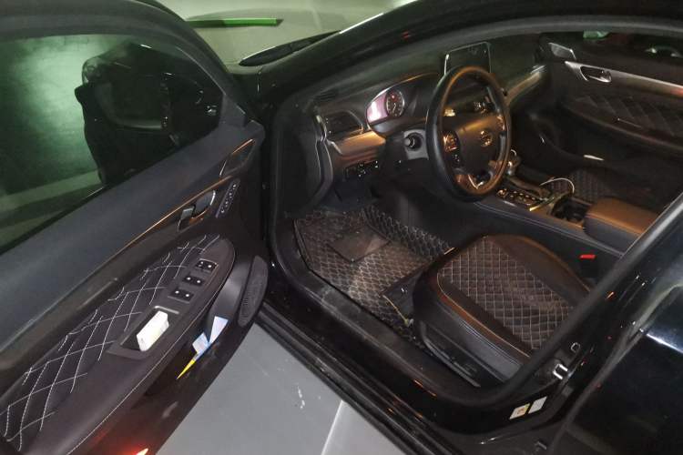 Used GAC Trumpchi GA8 2017 320T Luxury Edition
