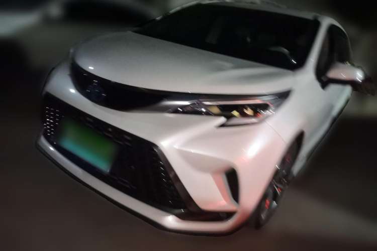 Used Toyota Granvia 2023 2.5L Hybrid Prestige VIP Edition