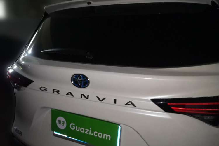 Used Toyota Granvia 2023 2.5L Hybrid Prestige VIP Edition Rear