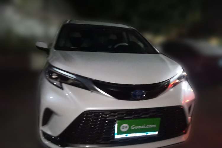 Used Toyota Granvia 2023 2.5L Hybrid Prestige VIP Edition Front