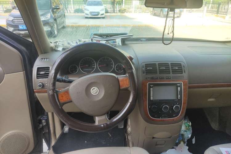 Used Buick GL8 2006 Lu Zun 3.0L CT Comfort Edition
