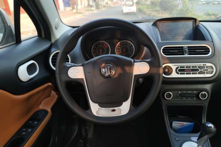 Used MG 3SW 2015 1.5L AMT Elite Model