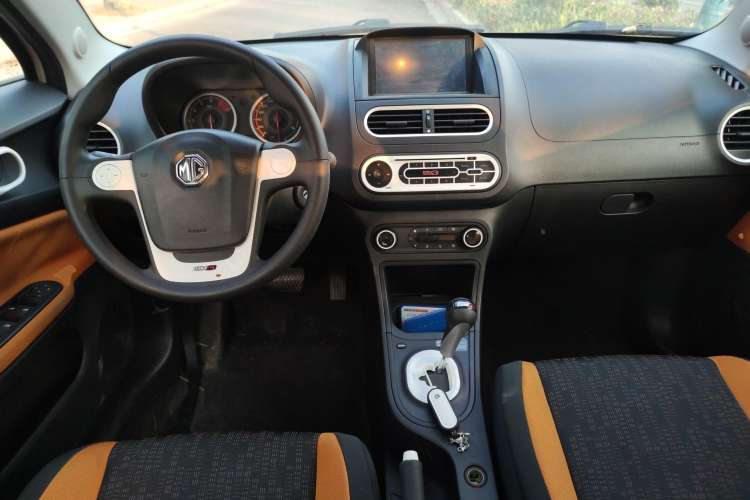 Used MG 3SW 2015 1.5L AMT Elite Model