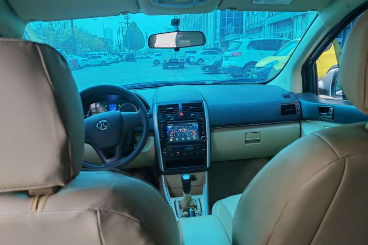 Used BAIC E Series 2013 Hatchback 1.5L Manual Lotte Edition