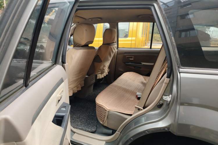 Used Haval H3 2010 Leading Edition 2.5 TCI Four-Wheel-Drive Luxury Model