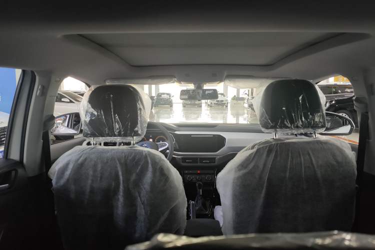 Used Volkswagen Tacqua 2023 200TSI DSG Joy-Connect Edition