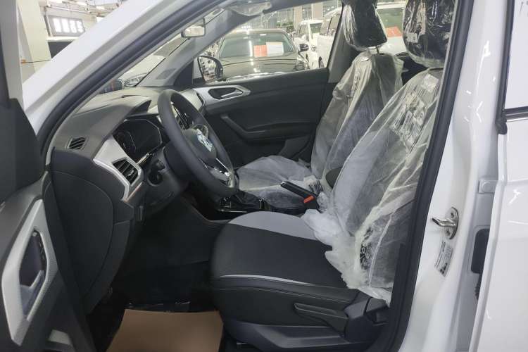 Used Volkswagen Tacqua 2023 200TSI DSG Joy-Connect Edition