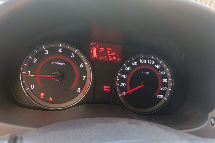 Used Hyundai Verna Ray 2014 1.4L Automatic GLX