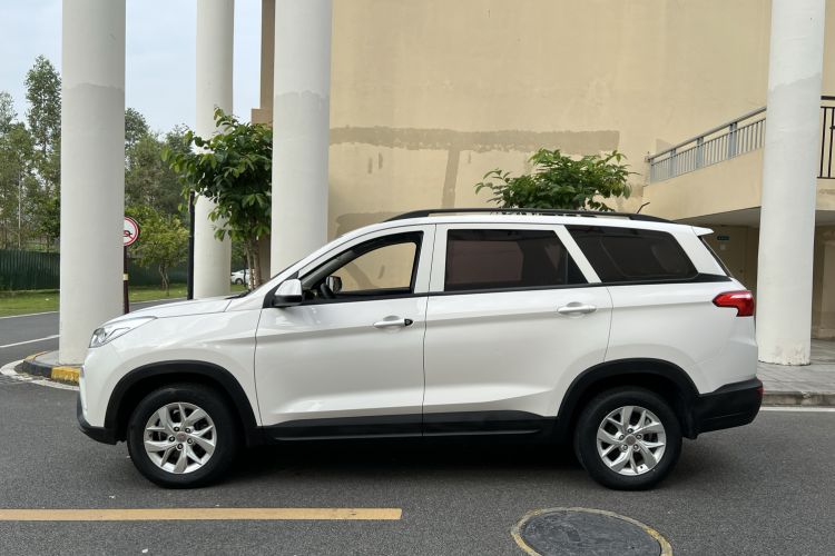 Used Wuling Hongguang S3 2019 1.5L Manual Standard Version China VI Standard
