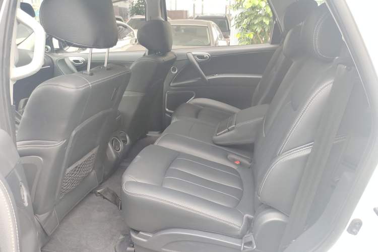 Used Luxgen Great 7 SUV 2014 2.2T Four-Wheel Drive Flagship Version