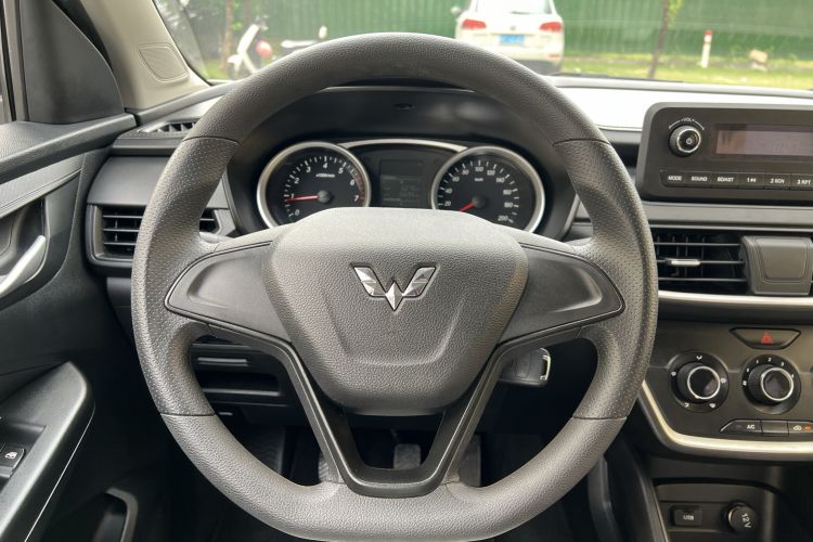 Used Wuling Hongguang S3 2019 1.5L Manual Standard Version China VI Standard
