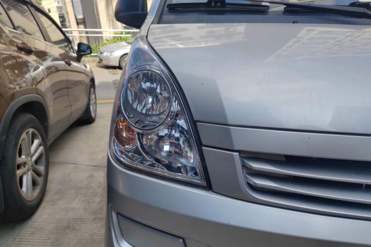 Used Wuling Rongguang 2021 1.2L S Base Model Window-Sealed Car Standard Version 5-Seater LSI