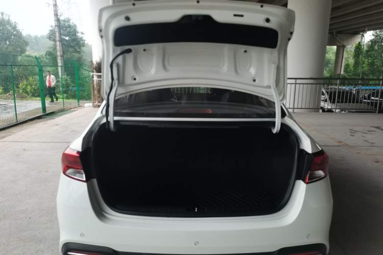 Used Kia Forte 2018 1.6L Automatic Value-Connect Edition with Intelligent Connectivity