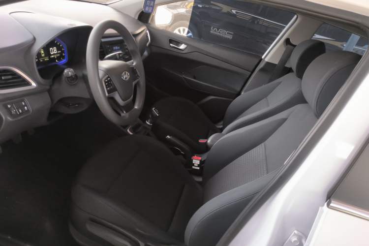 Used Hyundai Verna (new generation) 2020 1.4L Manual GLS Cool Edition