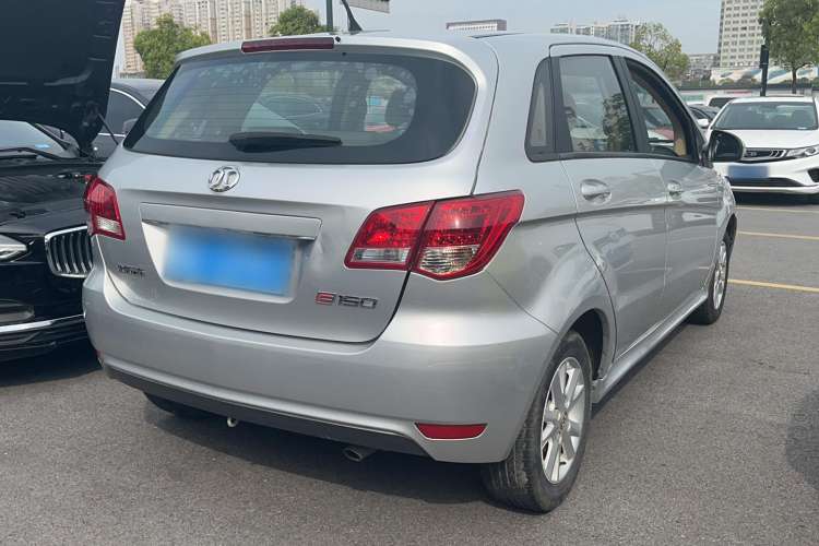 Used BAIC Off-Road E Series 2013 Hatchback 1.5L Automatic Lotte Edition