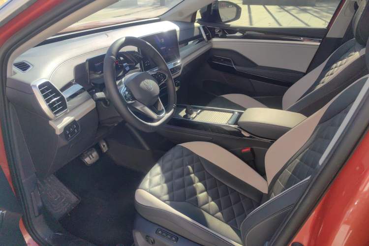 Used Volkswagen ID.6 CROZZ 2021 Long-Range PRO Edition
