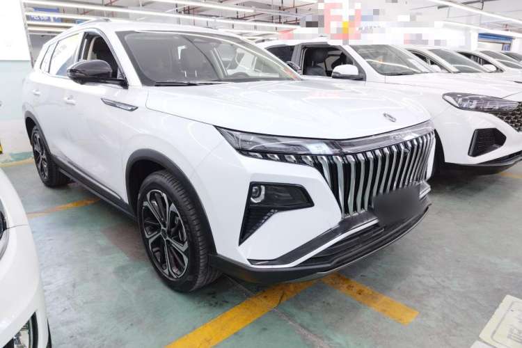 Used Dongfeng Aeolus Huge 2022 Mach Dual-Motor 1.5T MHD Dare-to-Dream Edition
