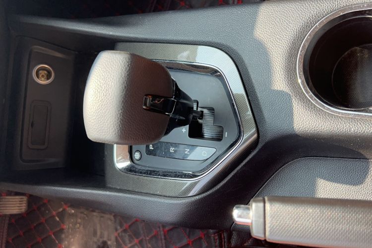 Used Soueast DX3 2016 1.5T CVT Flagship Model
