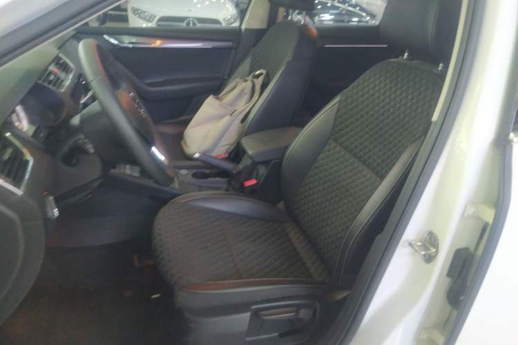 Used Skoda Octavia 2019 TSI280 DSG Luxury Edition Station Wagon China VI Standard
