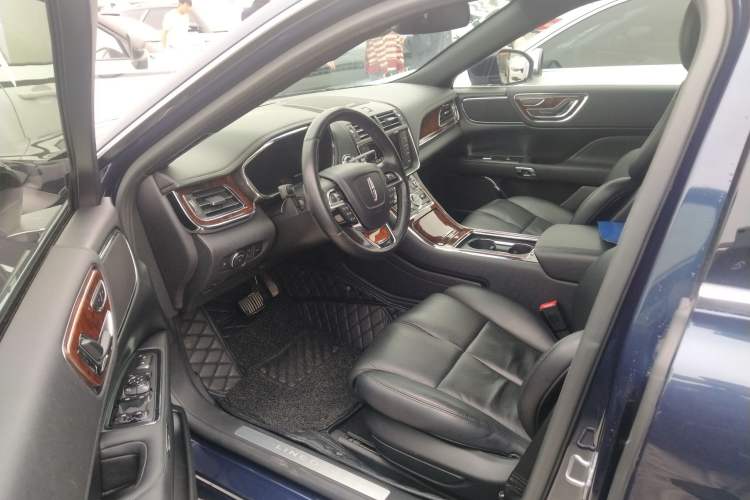 Used Lincoln Continental 2017 2.0T Two-Wheel Drive Deluxe Edition
