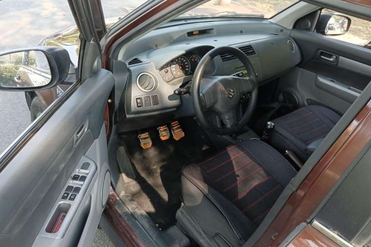 Used Suzuki Swift 2014 1.5L Manual Fashion Edition