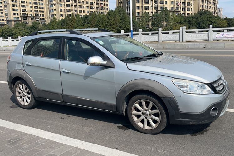 Used Dongfeng Aeolus H30 2013 CROSS 1.6L Manual Zunyi Model
