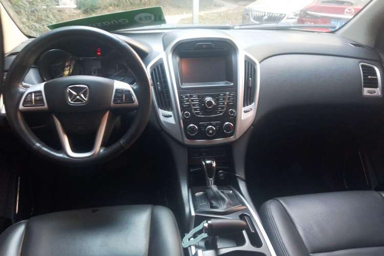 Used JMC Yusheng S350 2013 2.4T Automatic 2WD Diesel Luxury 7-Seater