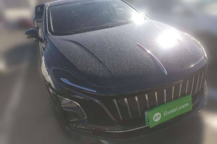 Used Hongqi E-QM5 2022 431 km Charge & Enjoy Edition
