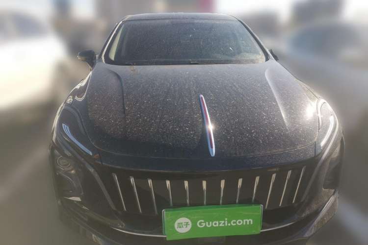 Used Hongqi E-QM5 2022 431 km Charge & Enjoy Edition