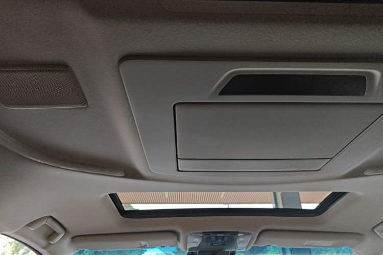 Used Toyota Alphard 2021 Dual-Engine 2.5L Luxury Edition
