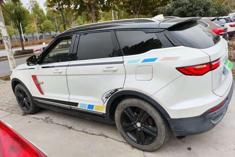 Used Zotye T700 2017 1.8T Dual-Clutch Prestige Model
