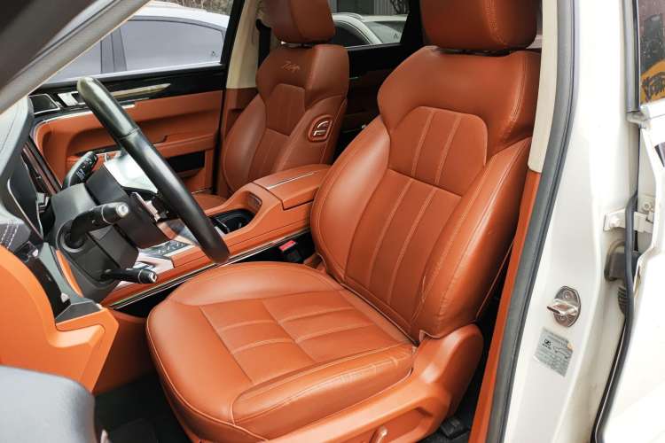 Used Zotye T700 2017 1.8T Dual-Clutch Prestige Model
