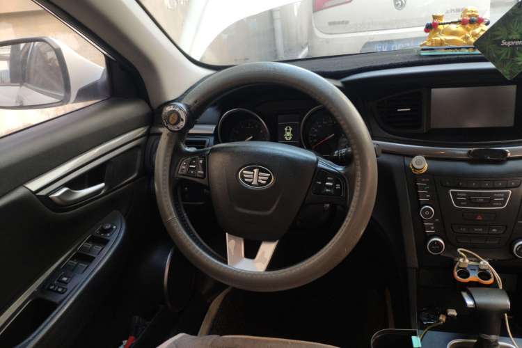 Used Bestune B50 2018 1.4T Automatic 20th Anniversary Edition Steering Wheel