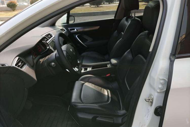 Used DS 5LS 2015 1.6T Elegant Edition THP160