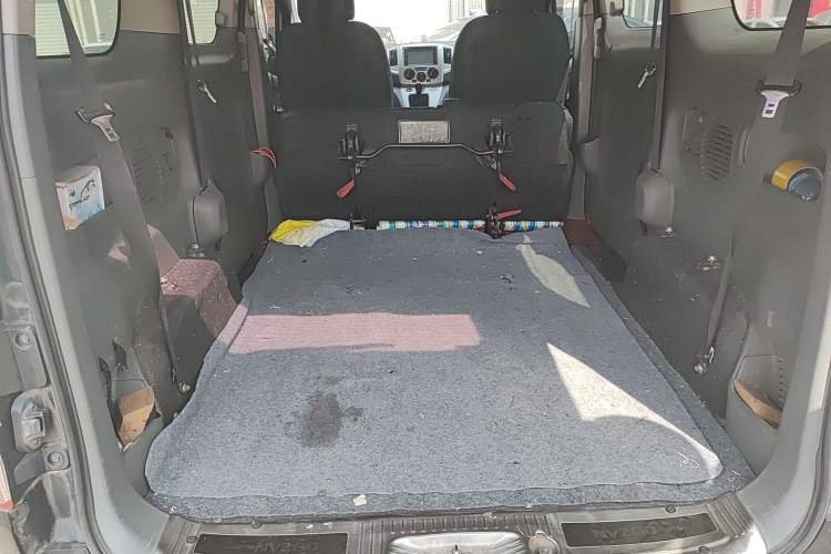 Used Nissan NV200 2013 1.6L Luxury Model China IV Standard