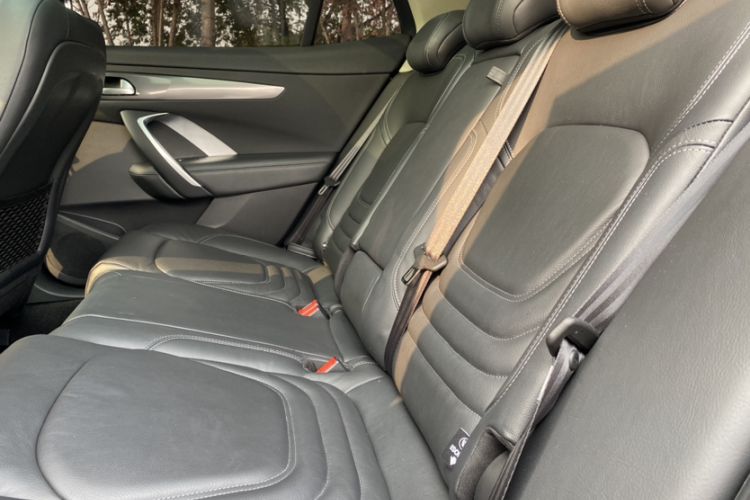 Used DS 6 2016 1.6T Luxury Edition THP160
