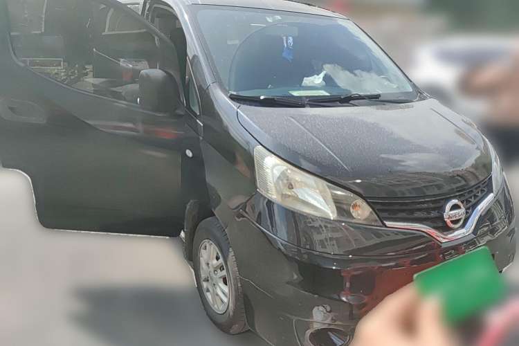 Used Nissan NV200 2013 1.6L Luxury Model China IV Standard