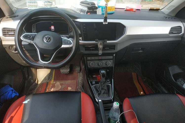 Used Volkswagen Tacqua 2021 1.5L Automatic Yue Zhi Lian Edition Center Console