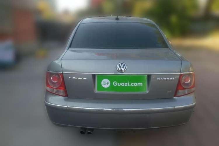 Used Volkswagen Passat 2005 1.8T Manual Luxury Model Rear