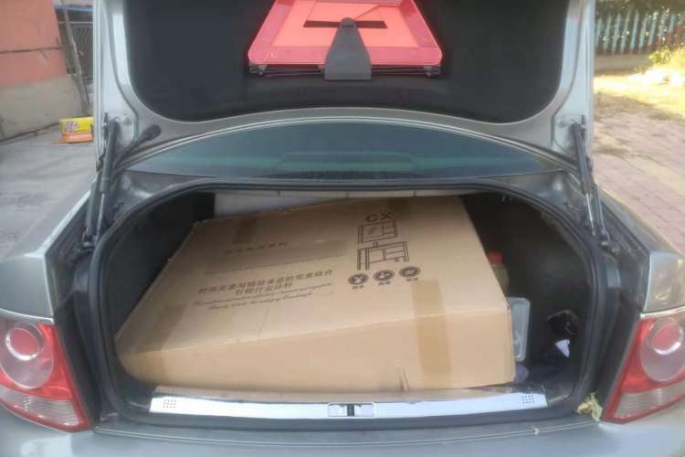 Used Volkswagen Passat 2005 1.8T Manual Luxury Model Trunk