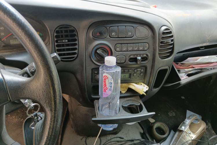 Used JAC Refine 2015 2.0L Shuttle Gasoline Long-Wheelbase Comfort Version HFC4GA3-3D