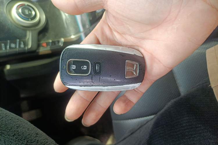 Used Luxgen 5 2015 1.8T Automatic ZhiZun Model
