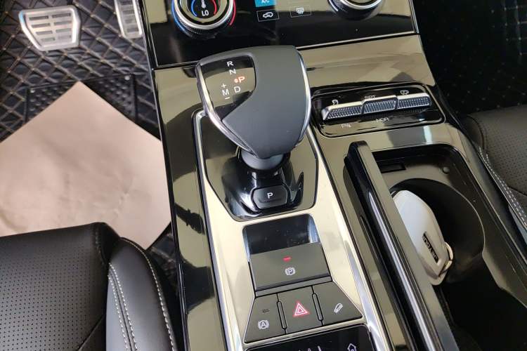 Used JETOUR X70 PLUS 2021 1.6T DCT Base 5-Seater