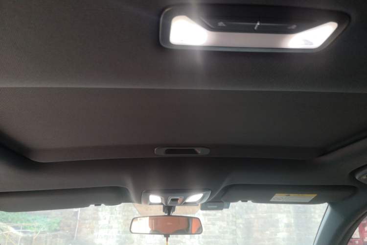 Used CHANGAN UNI-V iDD 2023 Zhidian iDD 1.5T 113km Smart & Fun Version (Rapid Edition)